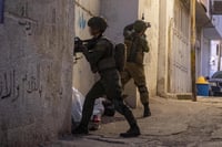 איתור מחרטות לייצור אמצעי לחימה בחברון ומעצר של כ-72 חשודים