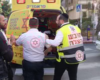 צוותי מד"א והצלה בזירה