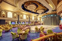 אחד האולמות בספינה 