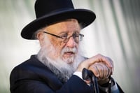 ראש הישיבה לאיש התקשורת: "תגיד להם שבחורי הישיבות מצילים את עם ישראל"