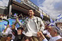 החגיגות לרגל שובו של שורד השבי יוסף חיים אוחנה