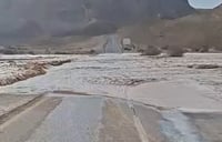 זרימת מים בנחל פארן בכביש 40