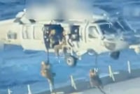 ירידה מהמסוק בחבלים ורובים שלופים: המבצע של ארה"ב נגד המכלית מוונצואלה