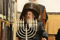 זאת חנוכה בחצה"ק ביאלה ב"ב