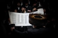 הכנסת ס"ת ברחמיסטריווקא