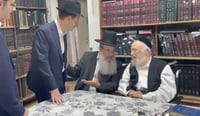 הרב אחי שלום כהן עם הגרב"ד פוברסקי