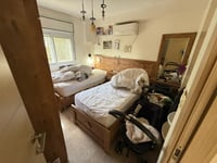 החדר שבו שהו הפעוטות