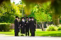 האדמו"ר מבאבוב במנוחה בפלורידה