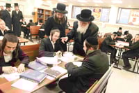 סיום ימי השובבי"ם בקאסוב ויז'ניץ