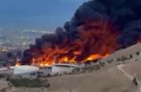 טהרן בוערת: עשרות בונקרים של הבסיג' ומשמרות המהפכה הופצצו | צפו