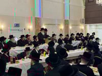 האדמו"ר מויז'ניץ לונדון בהילולת הישועות משה