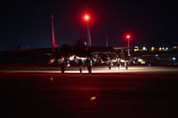 מטוסי F-15 של צבא ארה"ב , מוכנים לפעילות לאורך כל היממה