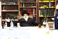 האדמו"ר מאשלג בעל ה"בני היכלא" בטיש כ"א אדר