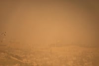 התחזית: גשמים מקומיים, אובך, הגבלות ראות, גשמים וסופות חול 