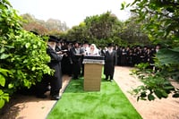 האדמו"ר מצאנז בברכת האילנות