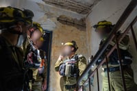 כוחות פיקוד העורף בזירת הנפילה בתל אביב