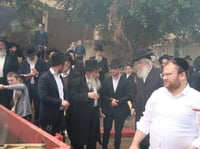 הגאון רבי ניסים בן שמעון בשריפת חמץ