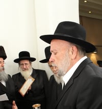 רבי משה אהרן לכוביצקי זצ"ל