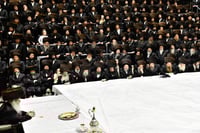 טיש נעילת החג פסח בדארג