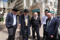 רבי עזרא בצרי בביקור חג אצל אחיו רבי דוד בצרי