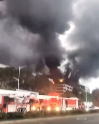 שריפת ענק במפעל BYD בסין: רכבי ניסוי עלו באש, המניות צנחו