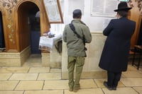 קבר הרשב"י במירון בצל המלחמה