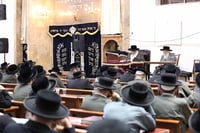 עצרת הספד בתולדות אהרן