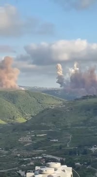 רעידת אדמה הורגשה: הפיצוץ האדיר בזמן השמדת מנהרת חיזבאללה בדרום לבנון