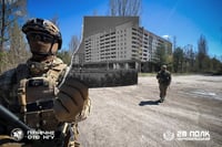 כוחות אוקראינים מסיירים באזור האיסור של צ'רנוביל בחזית הצפונית