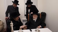 האדמו"ר מסקוליא בביקור אצל האדמו"ר מליסקא