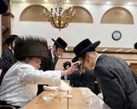 נעילת החג בחצה"ק קראלי