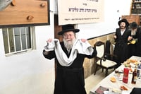 סעודת ההודאה אצל הגרח"י בידרמן