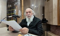 הגר"י זילברשטיין בשיעורו לרופאים