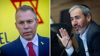 מימין: יוסי טייב, משמאל: גלעד ארדן