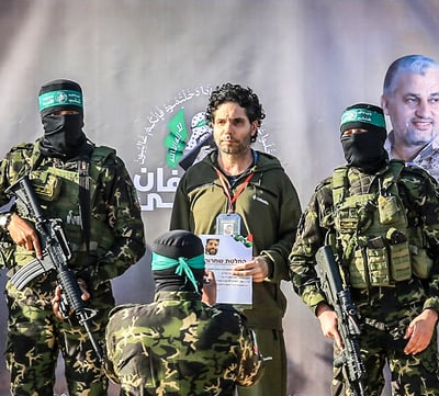 עופר קלדרון בעת שחרורו