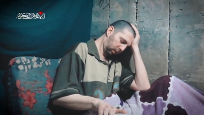 הלוחמה הפסיכולוגית נמשכת: חמאס פרסם בשבת סרטון נוסף של החטוף אלקנה בוחבוט