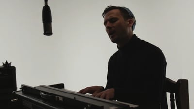 ישראל פורטנוי בקליפ חדש: "ניגון הבעל שם טוב"