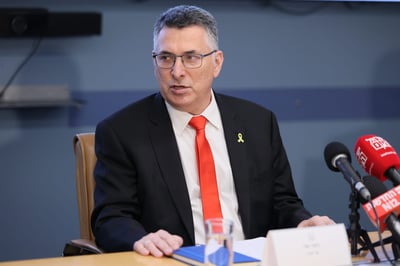 כישלון מדיני. שר החוץ סער