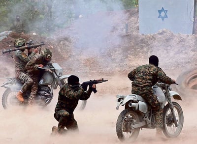 מחבלי חיזבאללה באימון