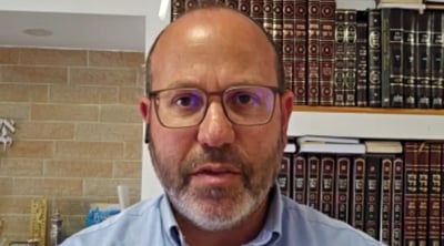 צביקה מור: "מתקשה לקבל, ביחד עם השמחה הגדולה לחבק את איתן"