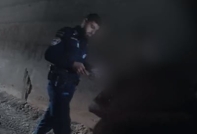 השוטרים נדהמו לגלות: הנהג שנתפס - ילד בן 11 בלבד | צפו בתיעוד