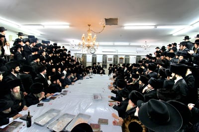 נעילת החג ראש השנה בחצה"ק מודז'יץ