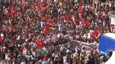 סערת המשט מתפשטת לאירופה: מחאות ענק, עימותים ושביתה כללית | אחת הספינות עדיין שטה