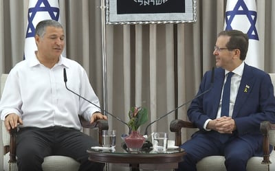 ראש השב"כ החדש שנכנס היום לתפקידו, התארח אצל הנשיא יחד עם משפחתו