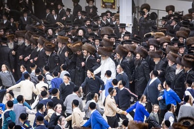 שמחת בית השואבה בחצה"ק סאטמר