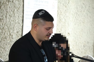 שחר לוי בהלוויית אביו, איתן לוי ז"ל