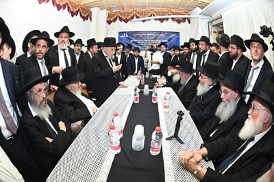 כינוס גדולי הדור בבני ברק