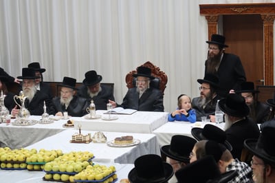 הילולא קדישא בסערט ויז'ניץ