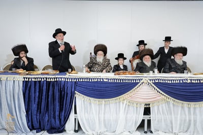 שמחת בר המצווה לנין האדמו"ר מנאראל, ונכד האדמו"ר משאץ ויז'ניץ