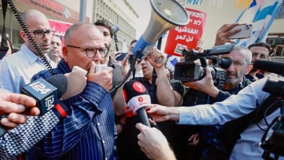 יו"ר ההסתדרות ארנון בר דוד במחאה נגד הממשלה